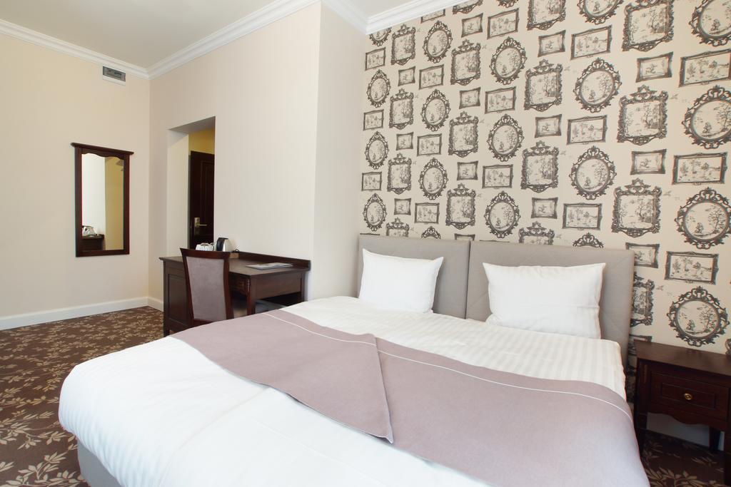 Villa La Pierre Strzegom Pokoj fotografie