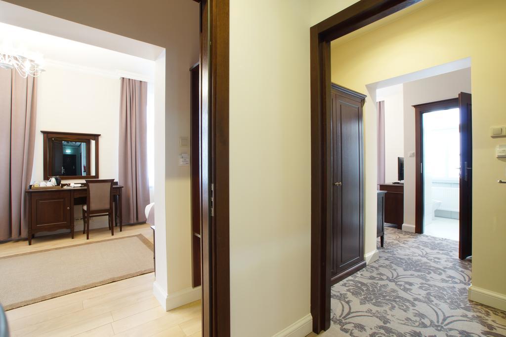Villa La Pierre Strzegom Pokoj fotografie