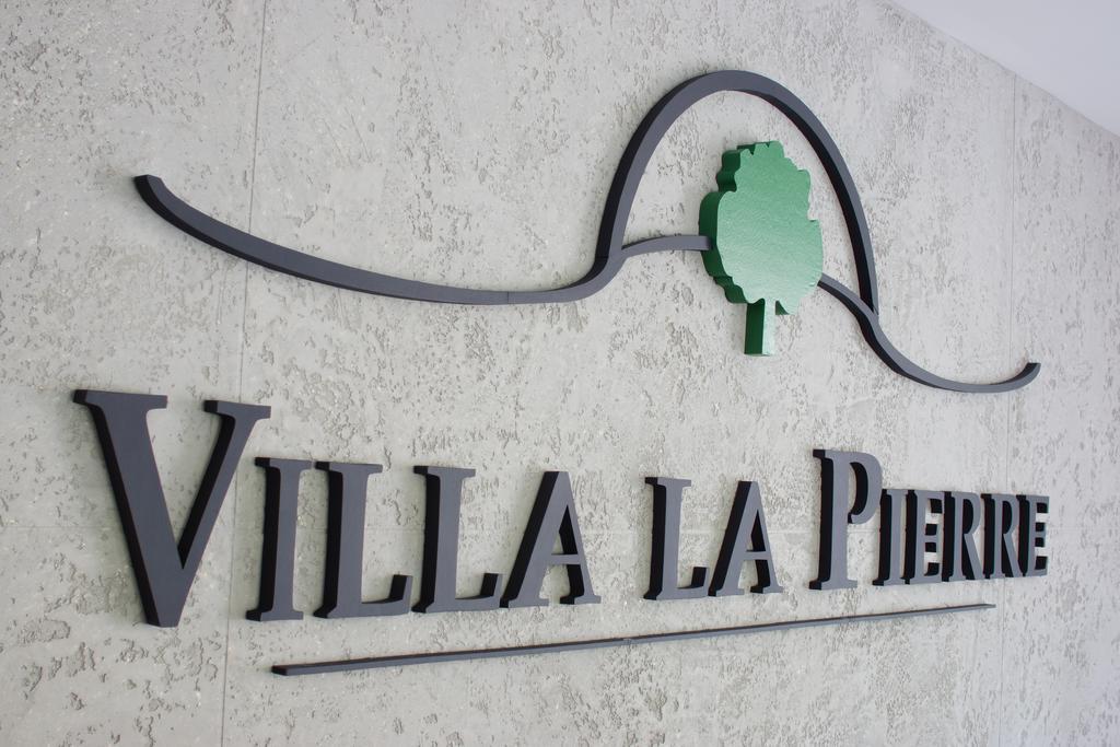 Villa La Pierre Strzegom Exteriér fotografie