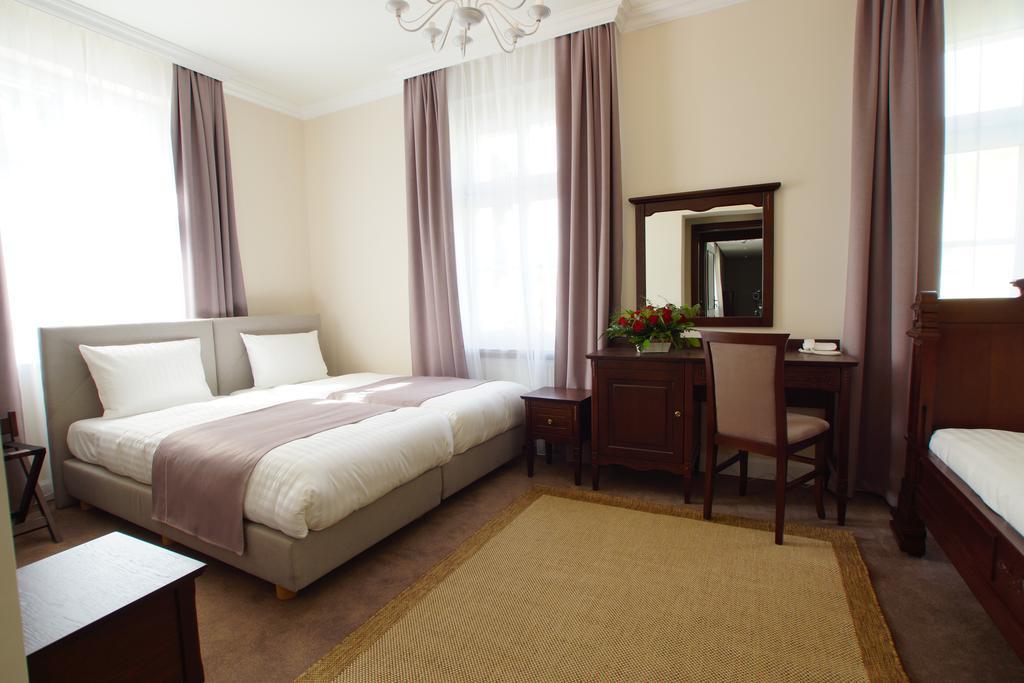 Villa La Pierre Strzegom Pokoj fotografie