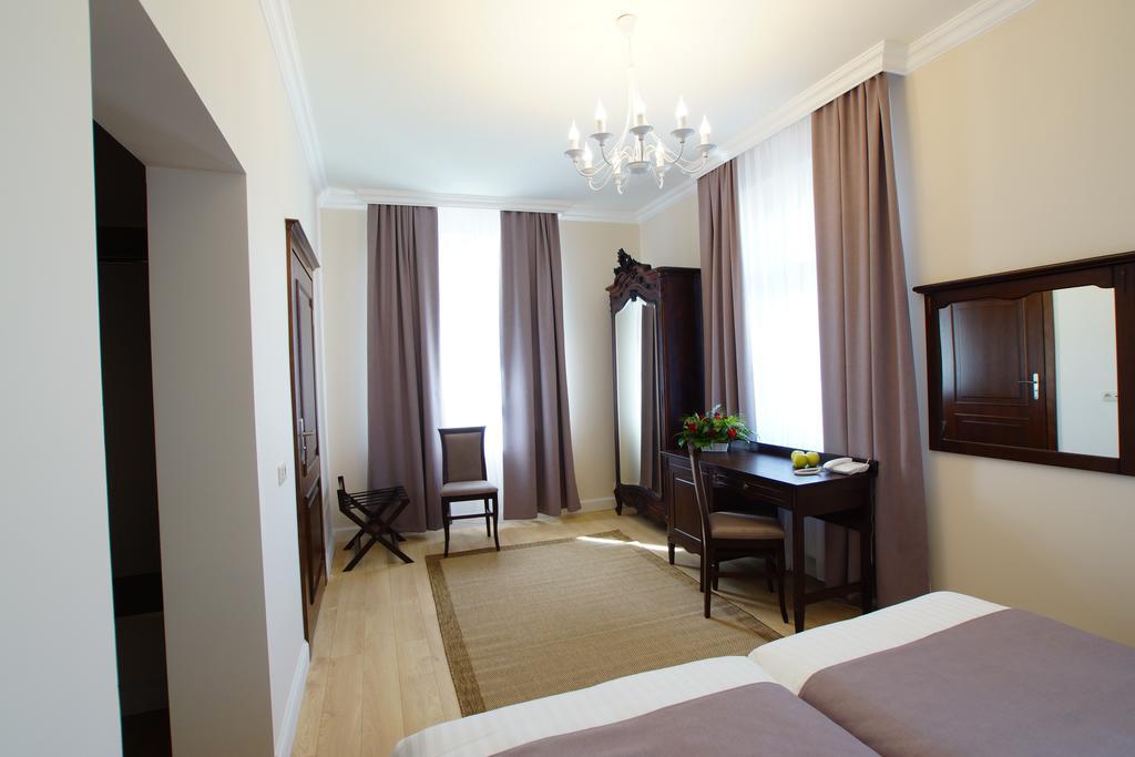 Villa La Pierre Strzegom Pokoj fotografie